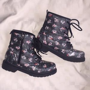 D-Signed Black Combat Boots crown 5 girl 7 women